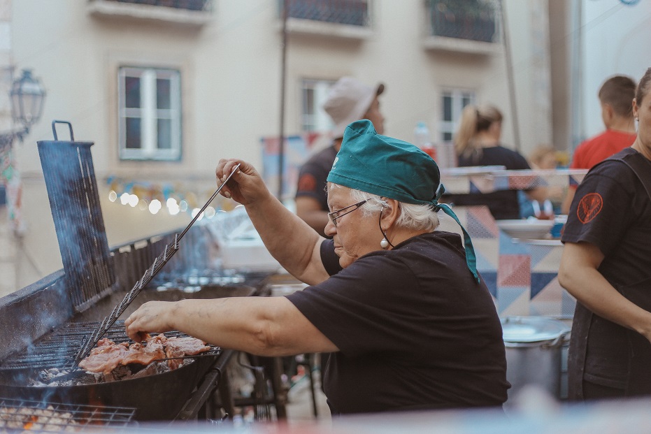 Grilled food preparing